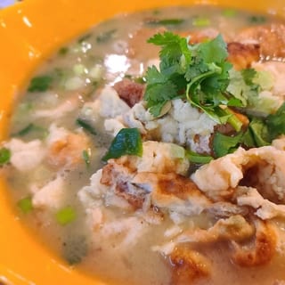 P23 Kai Nam (Thai Omelet Soup)