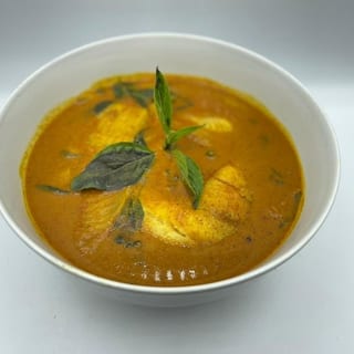 P45 Special Gang Prik Curry 1 Lb Of Tilapia